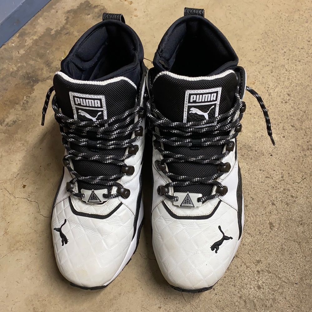 Puma boots